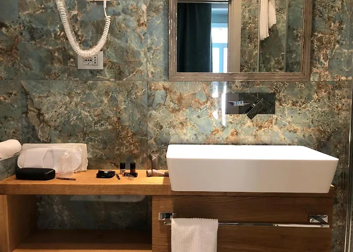 La Linea D'acqua בית הארחה 4*